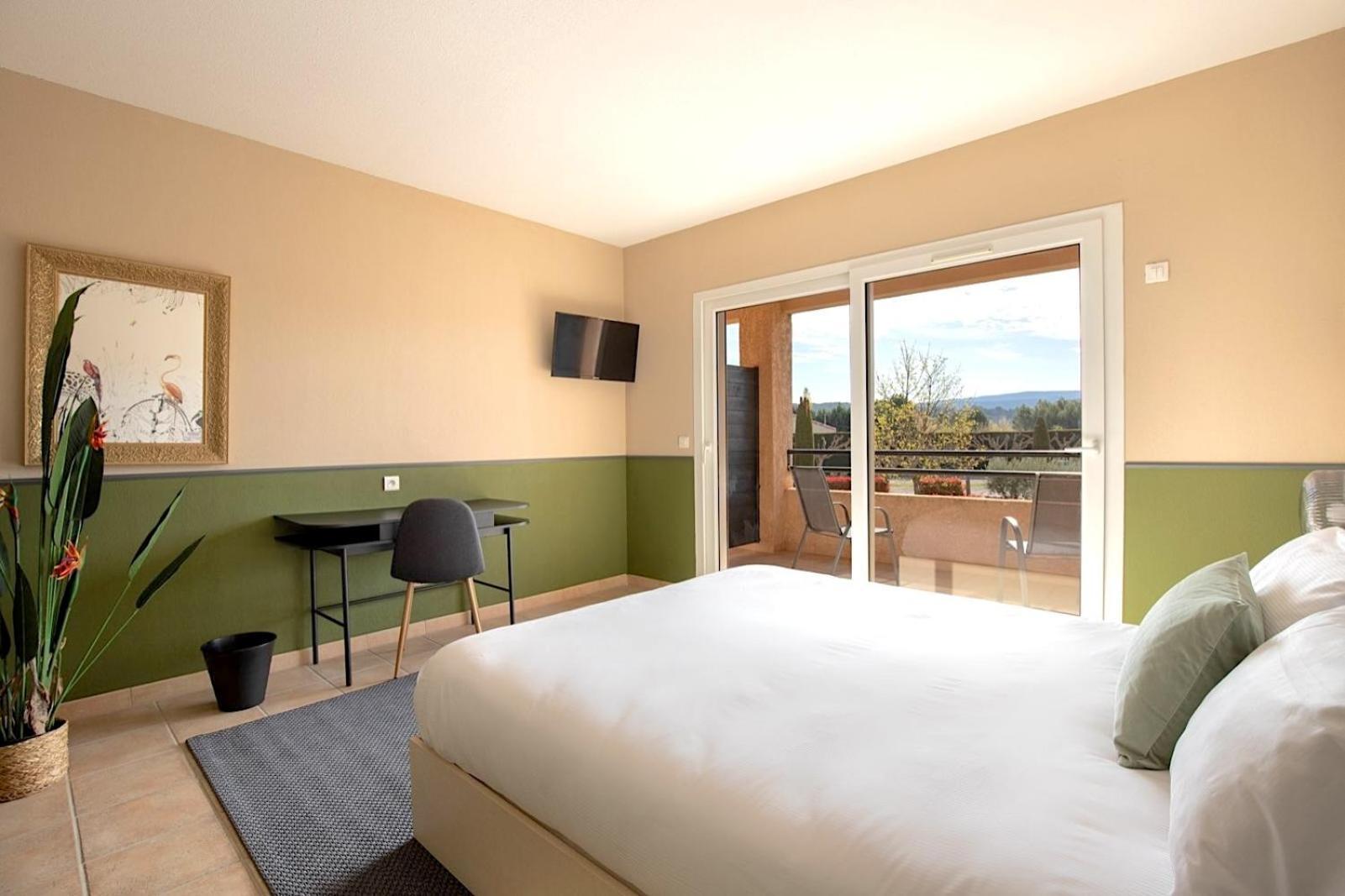Hotel La Perna 페른느 레 퐁텐느 외부 사진